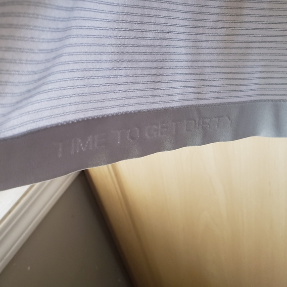 Lululemon Men's Gray Long Sleeve Training Shirt Medium - Picture 9 of 10